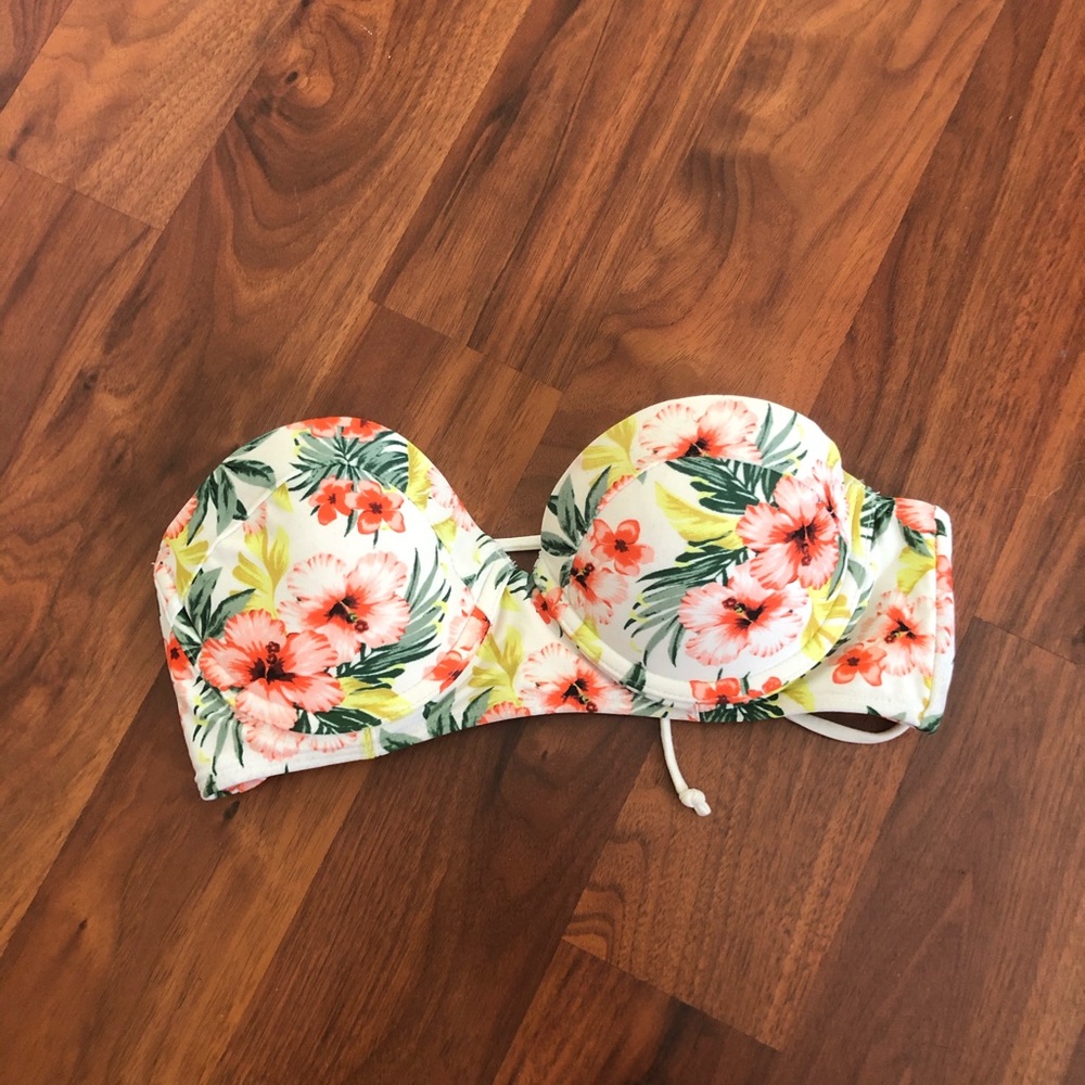 Hollister bandeau bikini